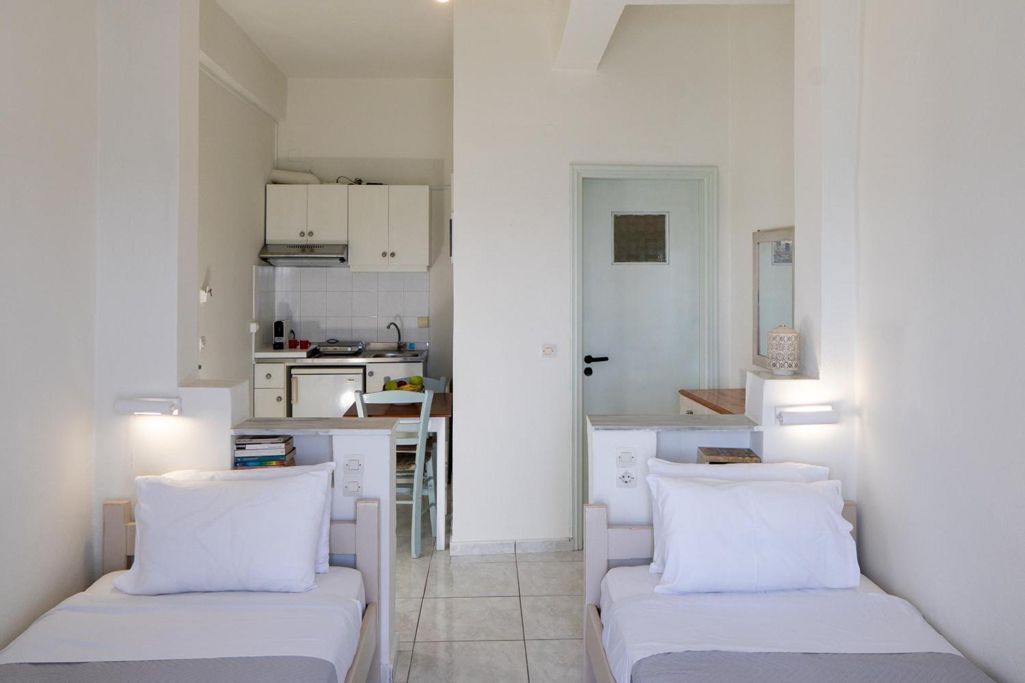 Apartamento Giant Woman Tsoútsouros Exterior foto